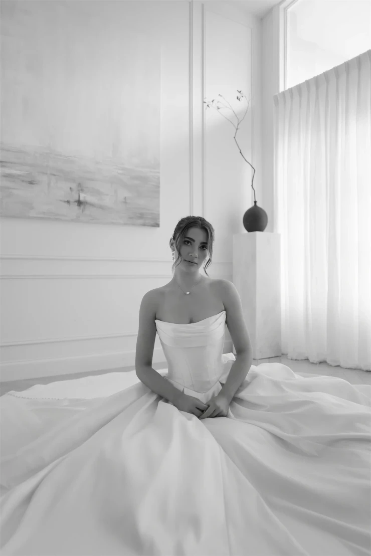 Jessica Couture Gina Default Image